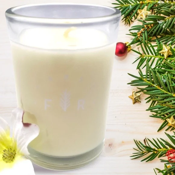 NWT Illume Frost & Fir Juniper Moss Bundled Glass Candle - Picture 3 of 15